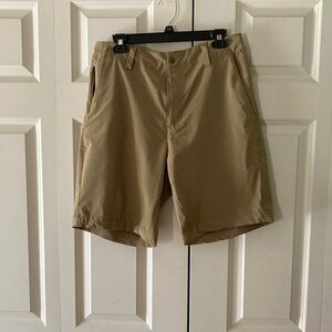 Chaps mens shorts 34 waist tan golf leisure  
Summer relax